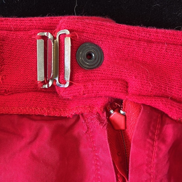 Vintage Early 1970’s Gucci Red Jersey Skirt - Picture 9 of 15
